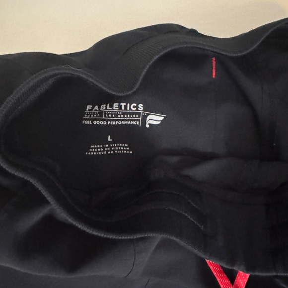 Fabletics scrubs - Picture 5 of 5